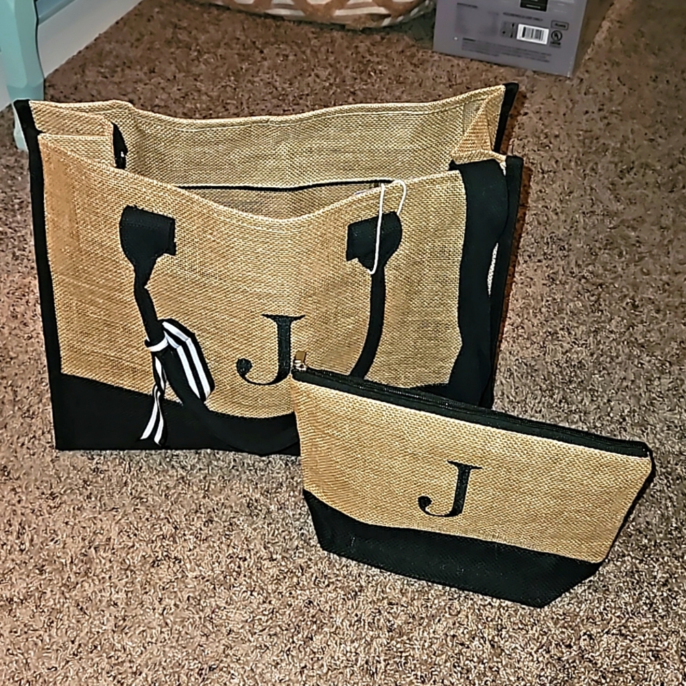 Tote and makeup bags, with strap and J monogram
